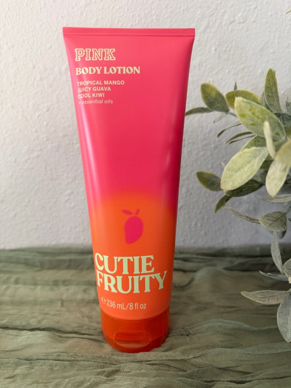 PINK Victoria's Secret Cutie Fruity Body Lotion